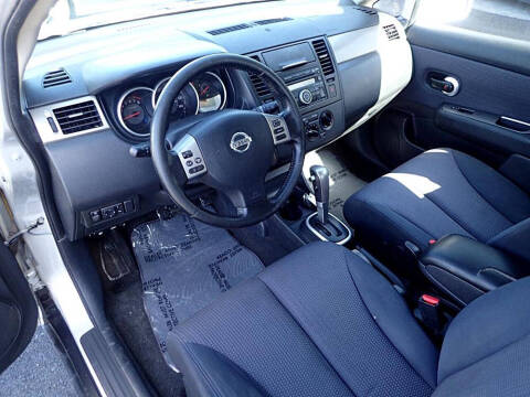 2008 Nissan Versa 1.8 S