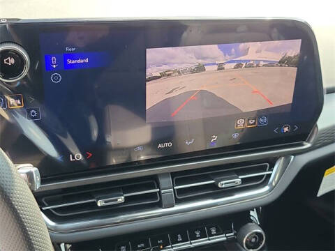 2026 Chevrolet Equinox EV LT 1