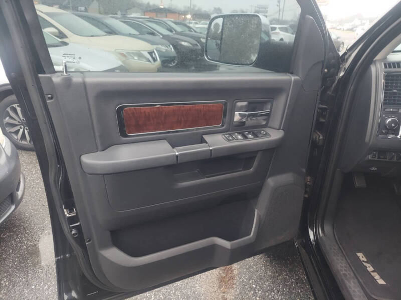 2012 RAM 1500 Laramie