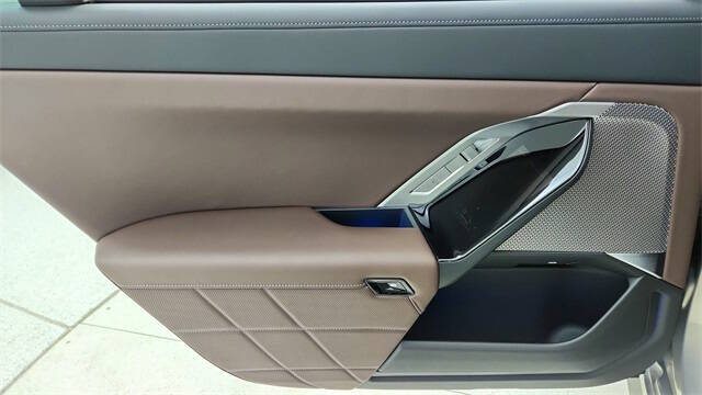 2024 BMW i7 eDrive50