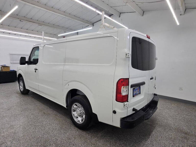 2017 Nissan NV