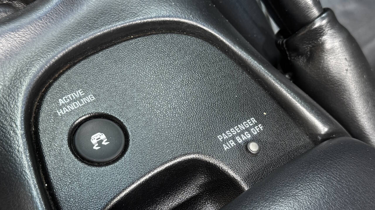 2004 Chevrolet Corvette 37