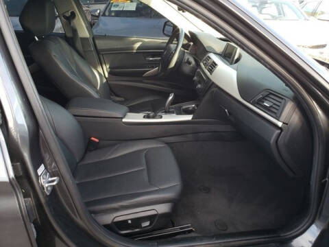 2015 BMW 3 Series 320i