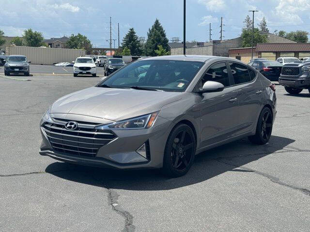 2020 Hyundai ELANTRA for sale at Axio Auto Boise in Boise, ID