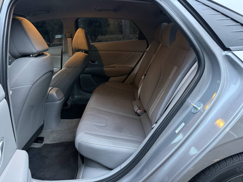 2023 Hyundai Elantra Hybrid Blue