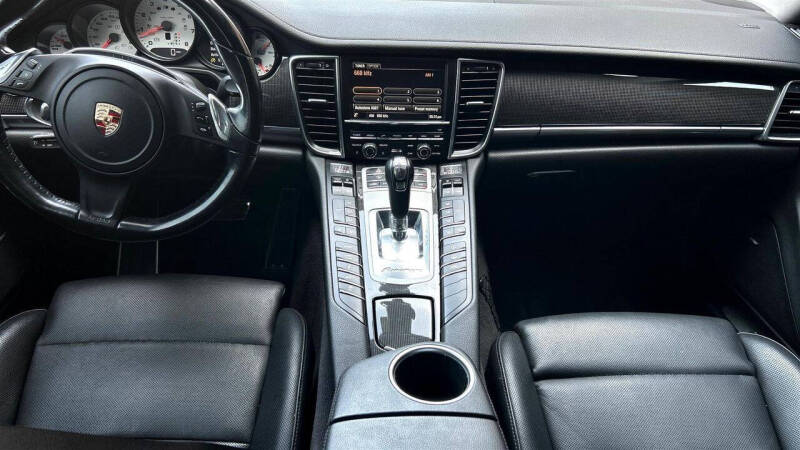 2015 Porsche Panamera 4S