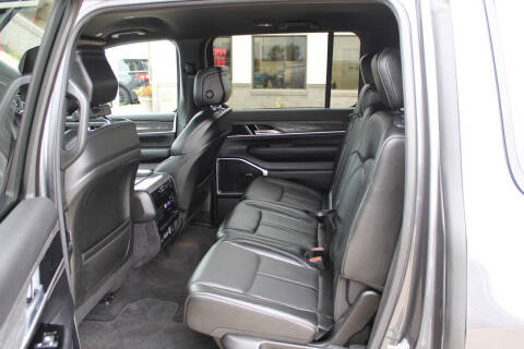 2022 Jeep Wagoneer Series II