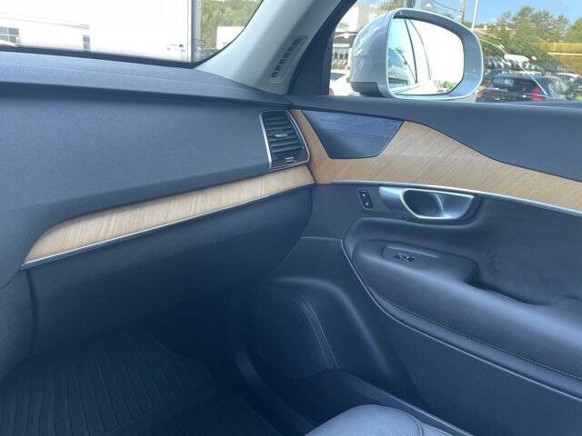 2024 Volvo XC90 Recharge T8 Plus Bright Theme 7P