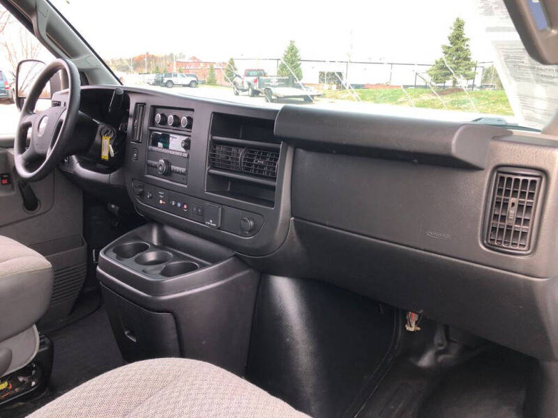 2019 Chevrolet Express 2500