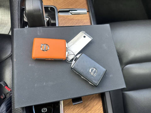 2022 Volvo S90 B6 Momentum