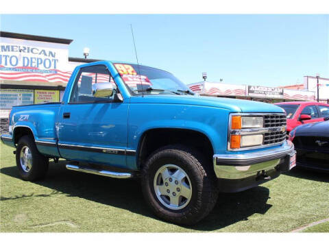 1992 Chevrolet C/K 1500 Series for sale at MERCED AUTO WORLD in Merced CA