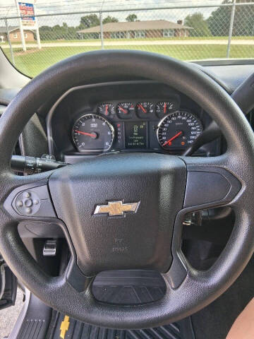 2017 Chevrolet Silverado 1500 Custom