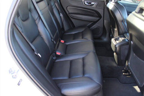 2019 Volvo XC60 T6 Momentum