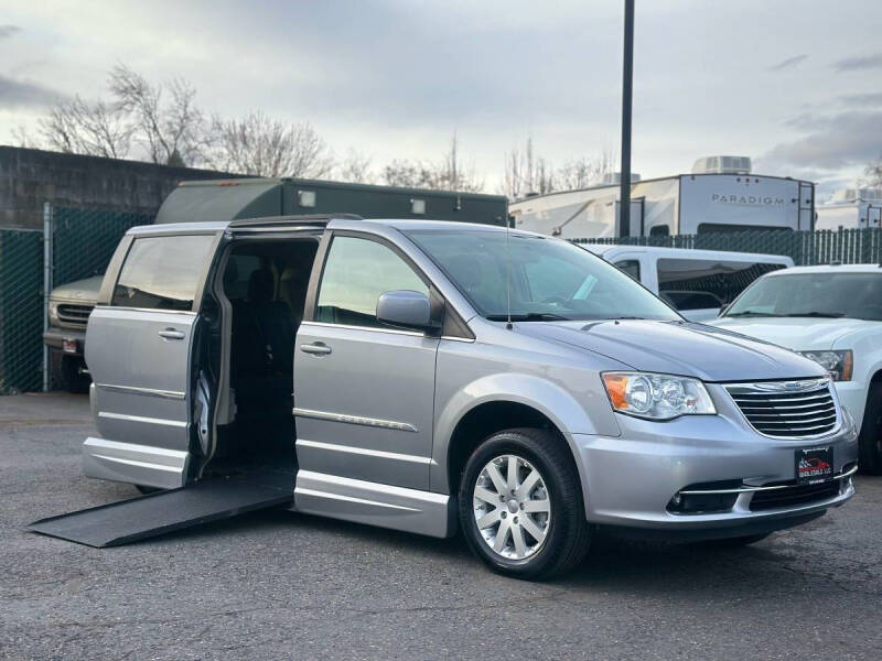 2013 Chrysler Town and Country for sale at Beaverton Auto Wholesale LLC in Hillsboro OR