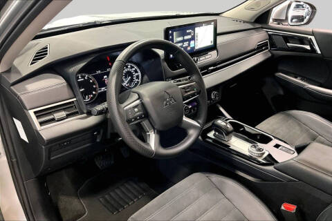 2025 Mitsubishi Outlander