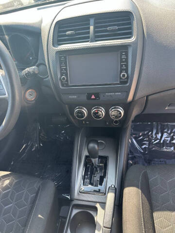 2020 Mitsubishi Outlander Sport ES