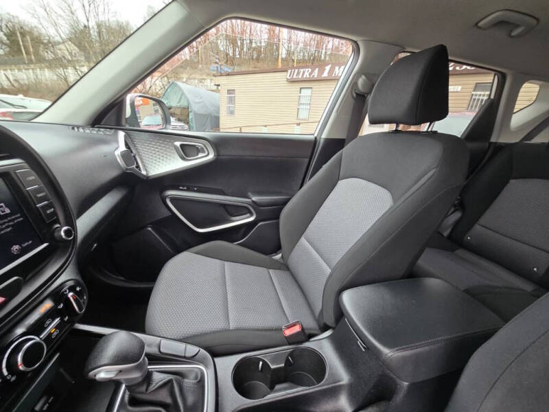 2024 Kia Soul LX