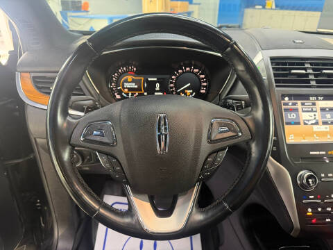 2019 Lincoln MKC Select