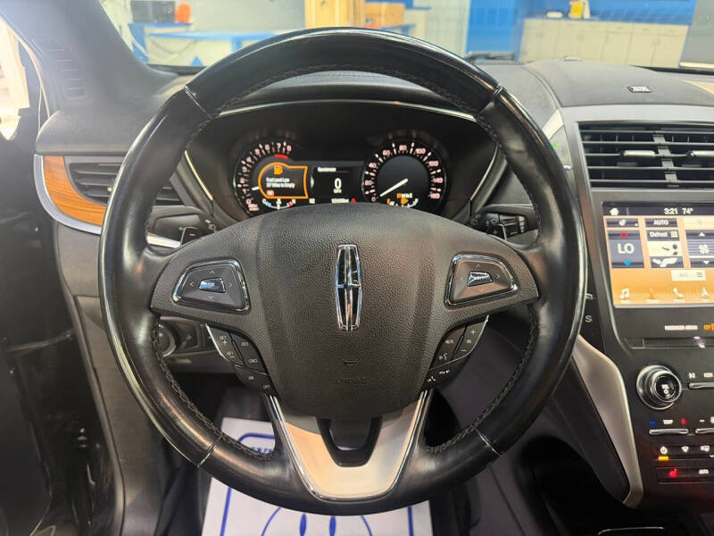 2019 Lincoln MKC Select