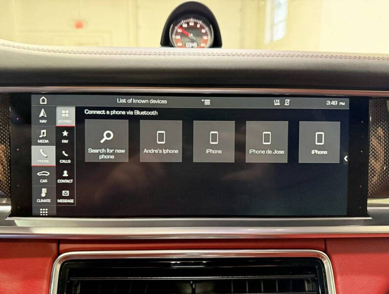 2018 Porsche Panamera 4