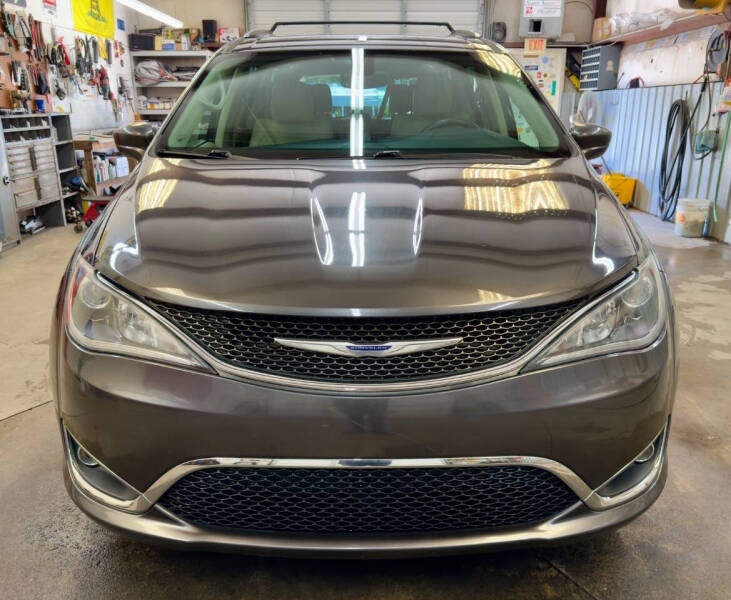 2019 Chrysler Pacifica Touring L