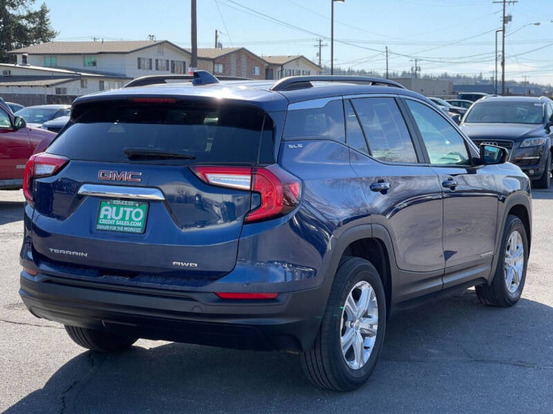 2022 GMC Terrain SLE