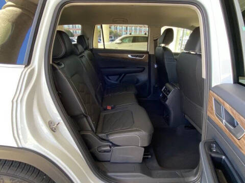 2025 Volkswagen Atlas SE 4Motion