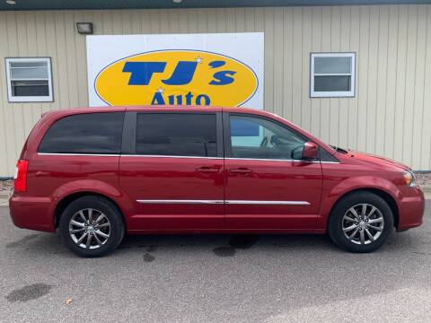 2015 Chrysler Town and Country for sale at TJ's Auto in Wisconsin Rapids WI