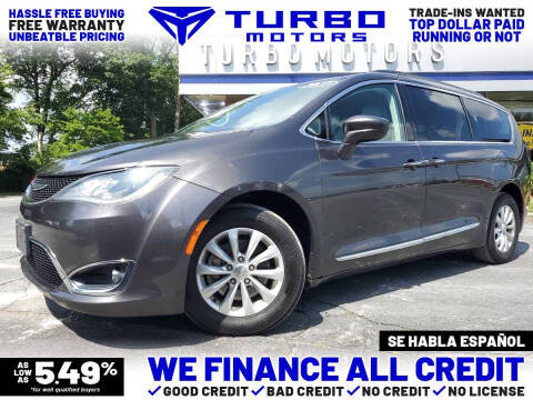 2017 Chrysler Pacifica Photo