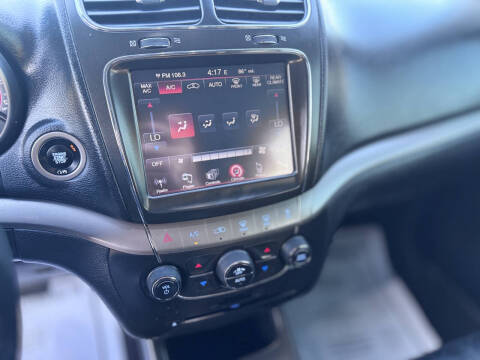 2018 Dodge Journey Crossroad