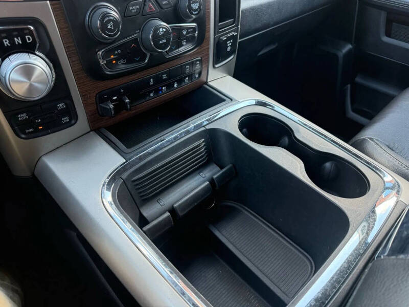 2017 RAM 1500 Laramie