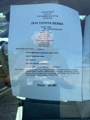 2014 Toyota Sienna LE 8-Passenger