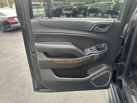 2017 Chevrolet Suburban LT