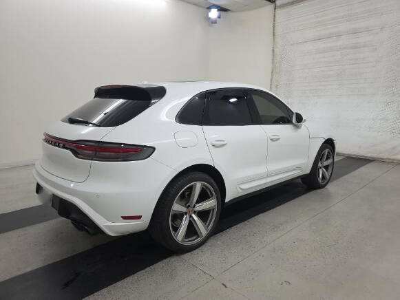 2024 Porsche Macan