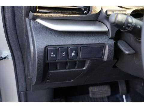 2025 Mitsubishi Eclipse Cross LE