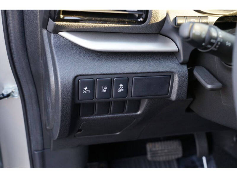 2025 Mitsubishi Eclipse Cross LE