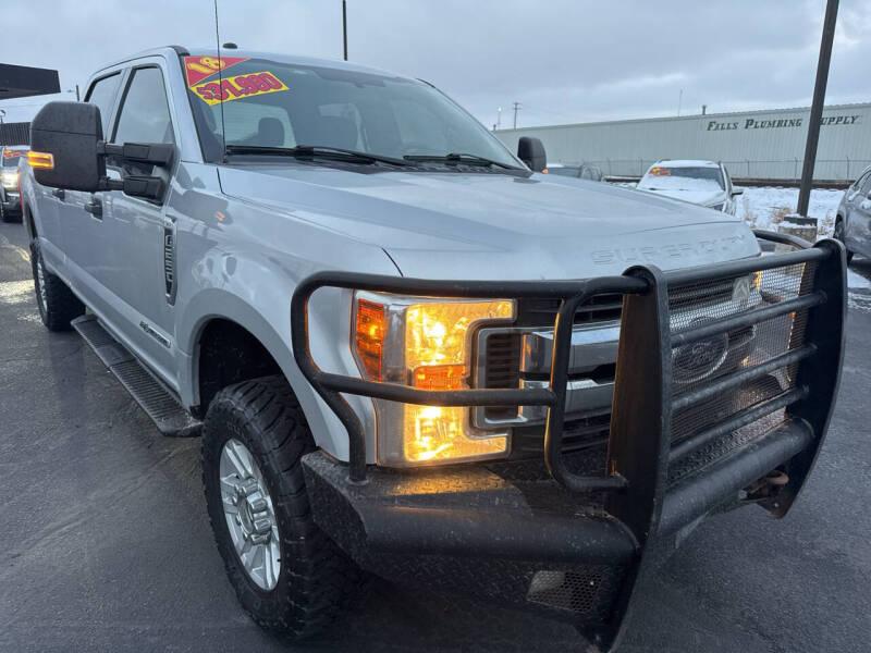2018 Ford F-250 Super Duty XLT's photo