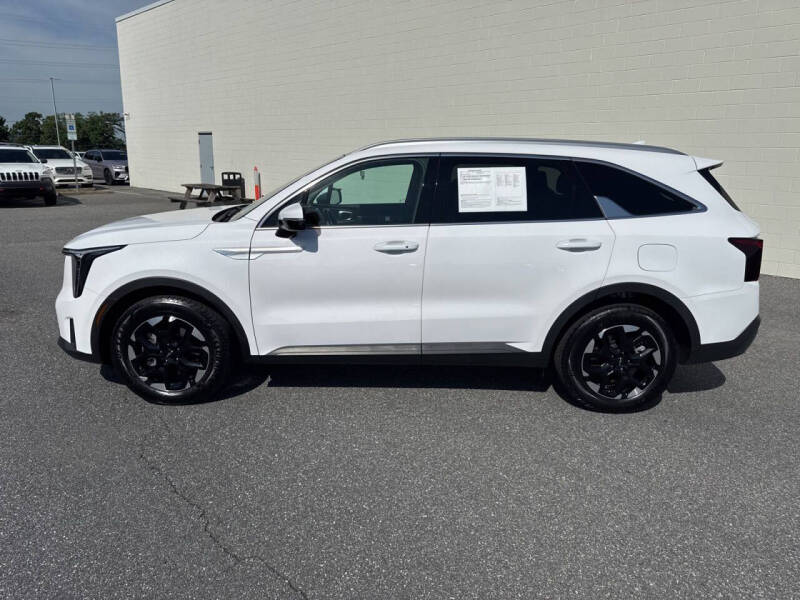 2025 Kia Sorento S