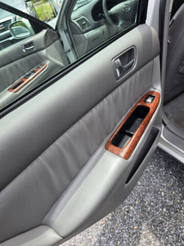 2004 Toyota Camry XLE
