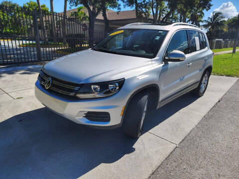 2017 Volkswagen Tiguan 2.0T Wolfsburg Edition