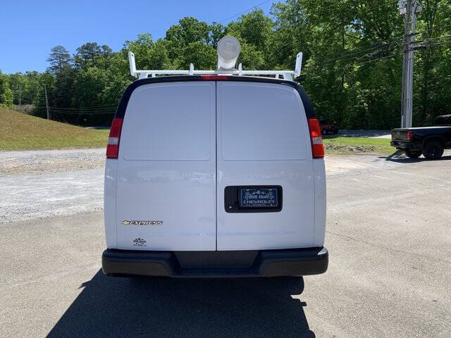 2024 Chevrolet Express 2500