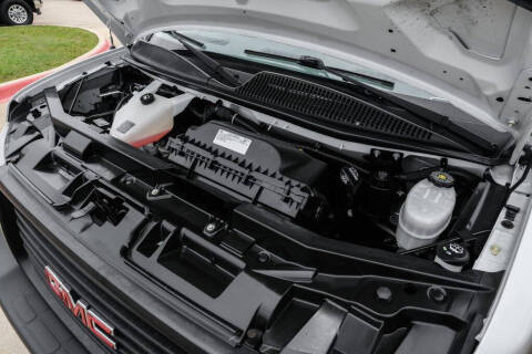 2022 GMC Savana 2500