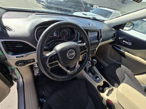 2019 Jeep Cherokee Latitude