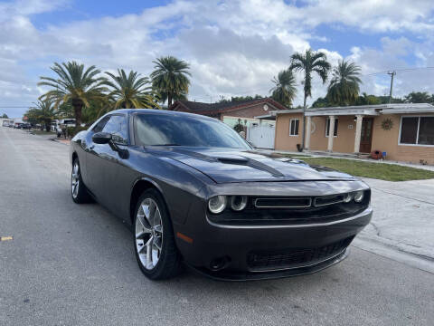 2017 Dodge Challenger SXT