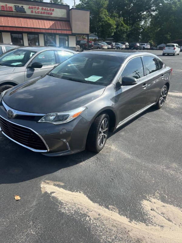 2018 Toyota Avalon XLE's photo