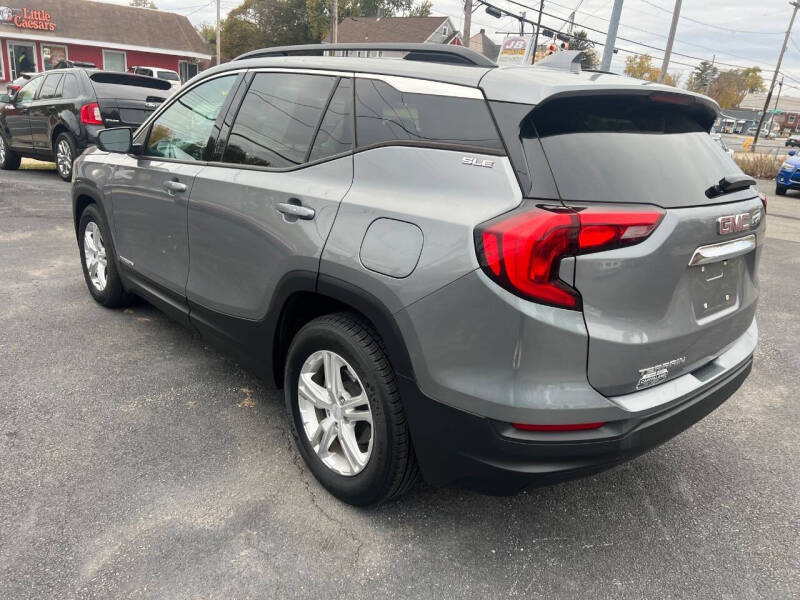 2020 GMC Terrain SLE