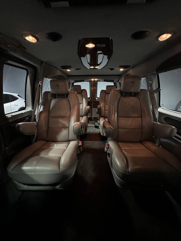 2017 Chevrolet Express 2500