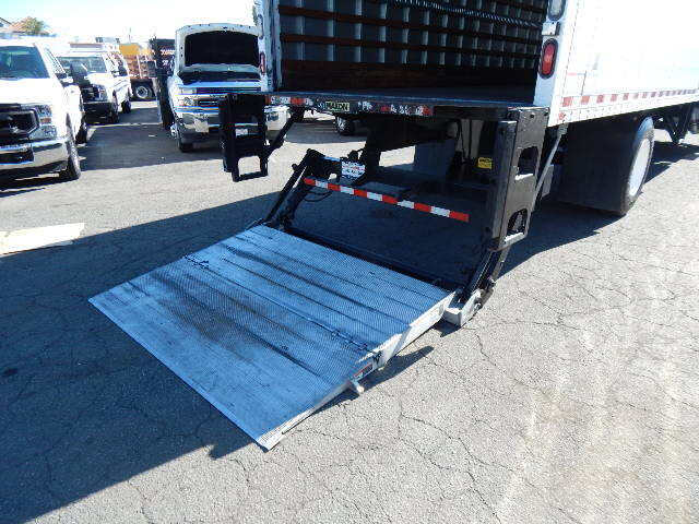 2016 Freightliner M2 106