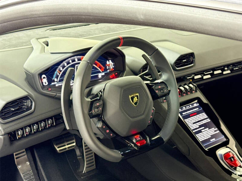 2023 Lamborghini Huracan Tecnica