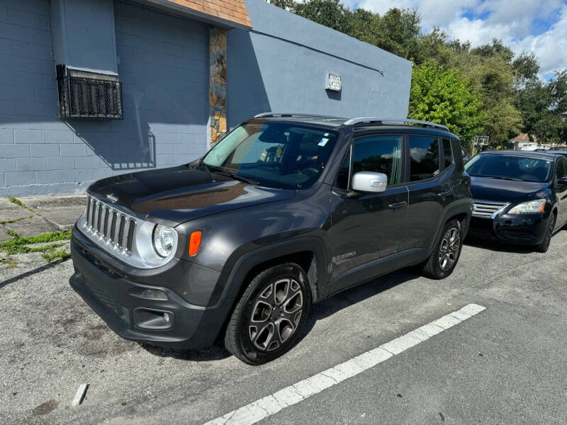 2017 Jeep Renegade Limited photo 3